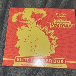 SUPER RARE Pokemon Sword & Shield Vivid Voltage Booster Box